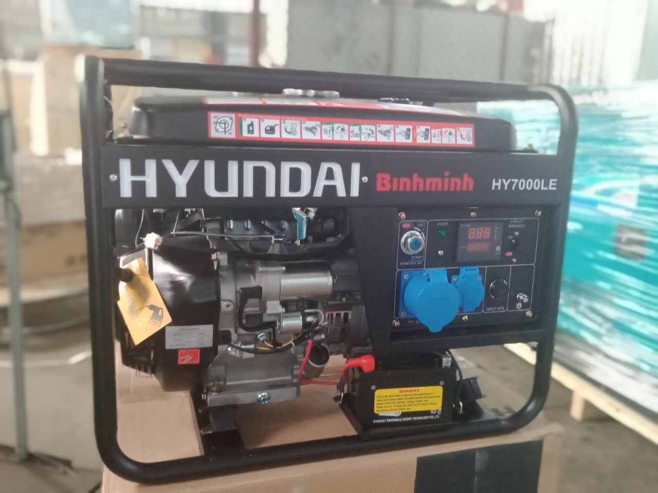 Máy phát điện Hyundai chạy xăng 5KW