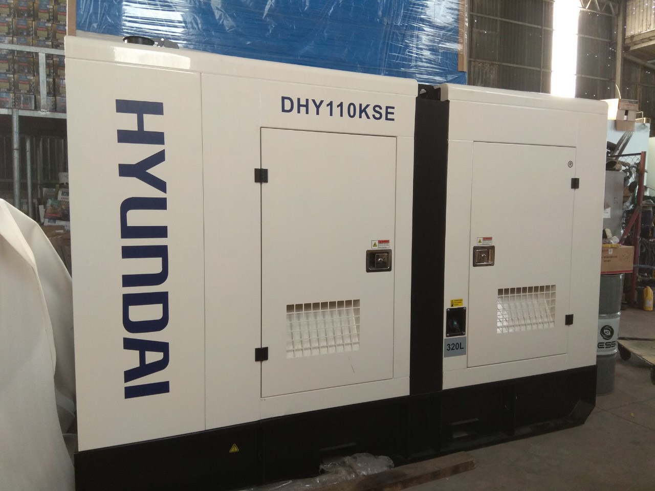 Máy phát điện Hyundai 100kva DHY110KSE